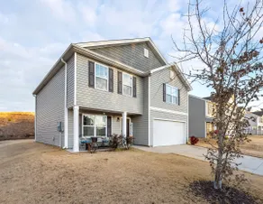 6 Min>Clemson | Fast WiFi | Keyless Entry | Office - Image 2