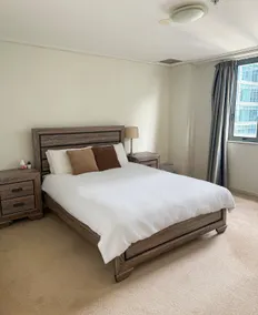 Spacious unit in Sydney CBD with Gym, Pool & Sauna - Image 2