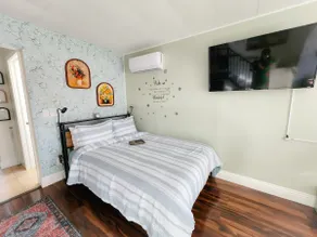 Charming Cozy Studio Centrally Located - Image 2