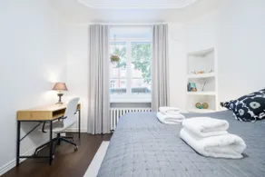 Hidden Gem with Private Sauna, In City Center - Image 4
