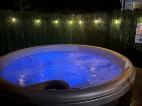 Luxury Pet Friendly Hot Tub Breaks at Tattershall - Image 2