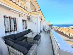 Ocean view apartment with pools - Image 2
