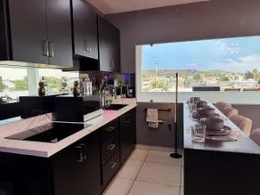 Host's penthouse - Image 5