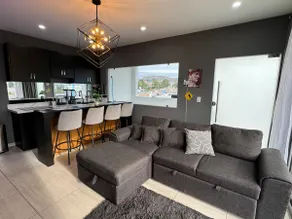 Host's penthouse - Image 2