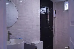 House with 2 bedrooms and 2 bathrooms - Image 4