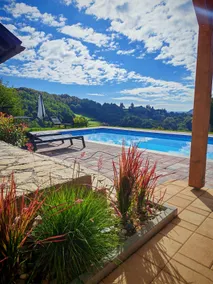 Private Villa with Pool and Jacuzzi Dreamy Hill - Image 5