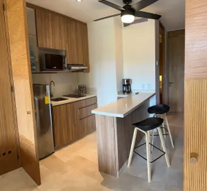 Beachfront apartment - Image 2