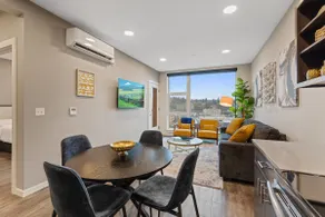 Modern Luxury Living with a View and Gym - Image 2