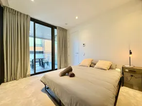 Walk to Opera House! 2Bed APT | Prime Location - Image 3