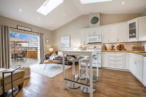Cottage By the Bay - Ocean View - Image 4