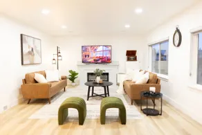 Cozy Home | Stylish and Inviting - Image 4