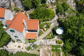 Villa Lipa with hot tub Omiš - Image 5