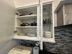 Cute and Comfy Apartment - Image 4