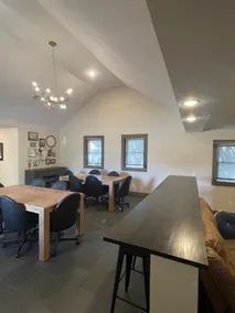 Double H Lodge - Image 2