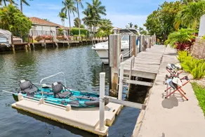 HUGE Heated Pool~Waterfront~BIG Patio + Dock - Image 3