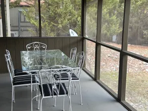 Riverside Retreat! - Image 4