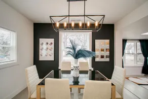 Newly Renovated Designer Getaway With Spa & Yard - Image 3