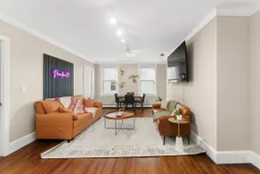 Walkable Federal Hill Oasis - Image 2