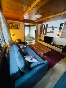 5-room apartment with garage and sauna - Image 3