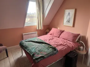 Beautifully refurbished 2 bedroom flat - Image 3