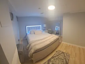 Spacious Family-friendly Apartment - Image 5