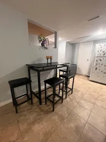 Spacious Family-friendly Apartment - Image 3