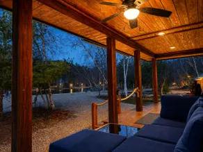 NEW Beautiful Lakefront Home! 500ft of Waterfront! - Image 3