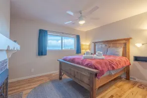 Easy Access to Old Town, Natural Areas, and Venues - Image 4