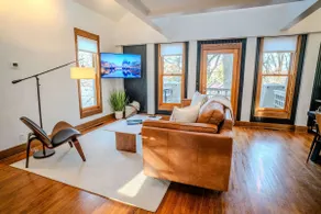 Cozy Modern House - 2 Miles to Minneapolis - Image 3