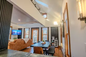 Cozy Modern House - 2 Miles to Minneapolis - Image 4