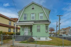 Entire Private 2BR Apartment • 8 Mins from EWR - Image 3