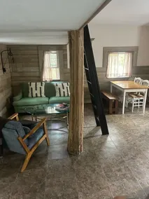 Cozy Wooded Guesthouse - Image 3