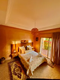 Villa blanche piscine chauffée - Image 5