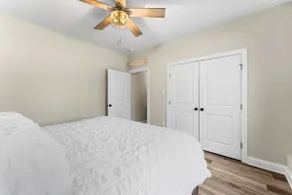 Comfortable 1-Bedroom Apartment - Image 5