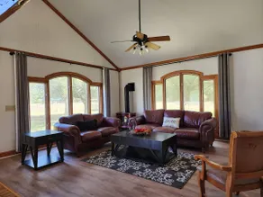 Farm Guest House - Image 4