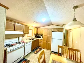 All seasons & cozy home Dyer Brook - Image 5