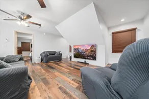 Backwoods Bungalow - Image 3