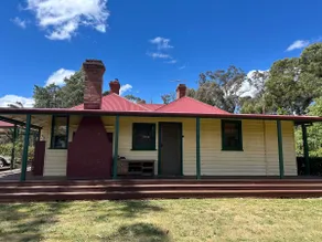 Lister Cottage - Image 3