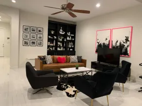 Home in Cultural District - Image 2