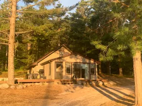 Nature Lover's Cabin - Image 2