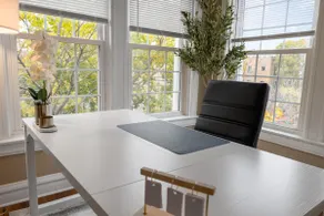 Spacious Rogers Park Apt Near Beach and CTA - Image 5