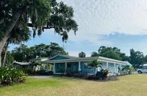 Sleeps 9/big parking/near boat ramp/fishing - Image 3