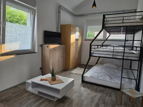 Vacation rental, fitter's room, bike path station - Image 3