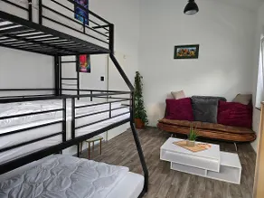 Vacation rental, fitter's room, bike path station - Image 2