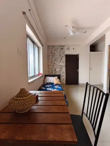1Bhk Spacious Flat in Ballygunge - Image 3
