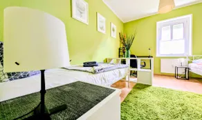 Spacious & bright apartment - Image 5