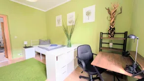 Spacious & bright apartment - Image 3