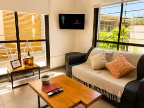 Modern duplex with pool near wineries - Image 2