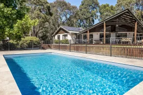 Wisteria Lodge - Image 2