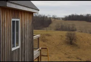 Nickel Valley View Cabin - Image 3